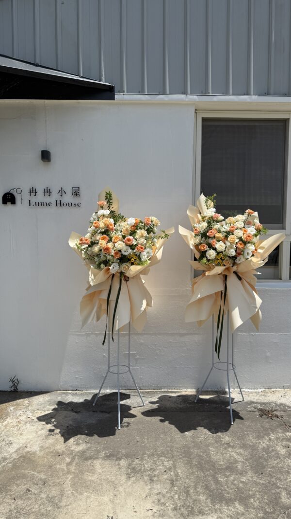 彰化花店 畫展開幕 祝福 高架花籃 客製化 藝術風格